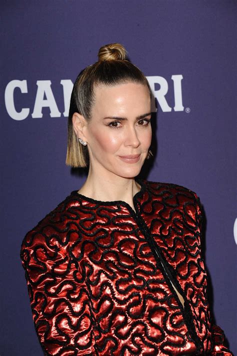 Sarah has performed so many beautiful duets throughout the past five decades with some of the world's most incredible voices. Sarah Paulson Attends the 21st Costume Designers Guild ...