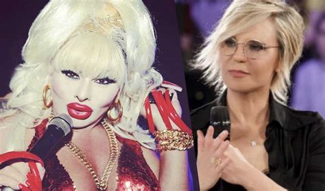 Lavoro, carriera, vita privata e social. Elenoire Ferruzzi: "Che tipo di uomo mi piace? Maria de ...