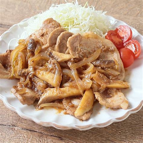 電子レンジ活用で加熱時間を短縮します。 材料： 豚こま肉、青パパイヤ、白菜、玉ねぎ、パプリカ 煮詰めると、トマトソースが濃くなってとってもおいしいです。 大豆タンパク質もしっかり. データ 説明 散歩に行く 豚肉 玉ねぎ 生姜 焼き レシピ - tokyoan.jp