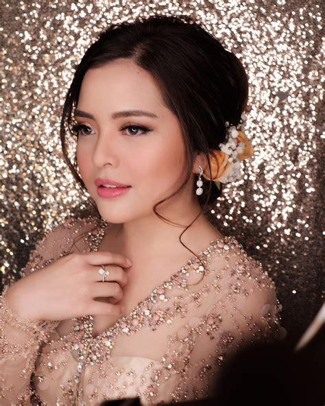 Instagram/tasya kamila bidik layar insta story akun instagram milik tasya kamila, senin (25/3/2019). Terlihat Simpel, Harga Cincin Tunangan Tasya Kamila ...