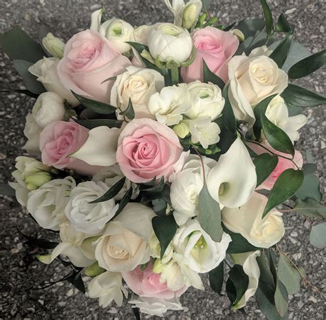 Check spelling or type a new query. Pin on Wedding Bouquets