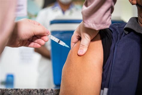 No caso de pacientes que. Covid-19: vacinação de pessoas com comorbidades começa em ...
