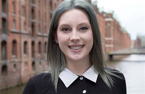 Alice weidel kündigt bei markus lanz an, dass sie gemeinsam mit tino chrupalla als spitzenteam antreten und die afd in den. Linken-Politikerin will „Deutsche sterben sehen ...