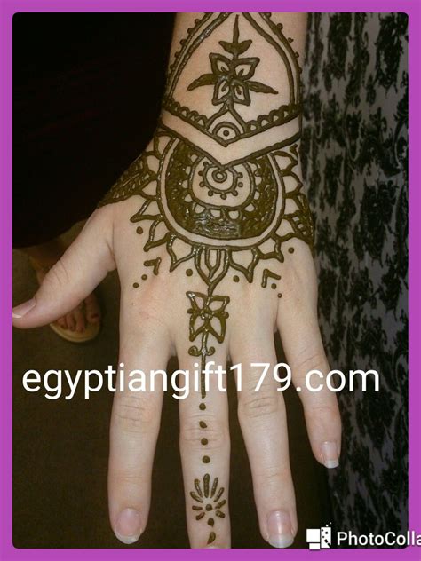 A curated list of tattoo artists, tattoo shops, professionals near the atlanta, ga area. Egyptian henna tattoo old town | Henna shop, Tattoos, Henna