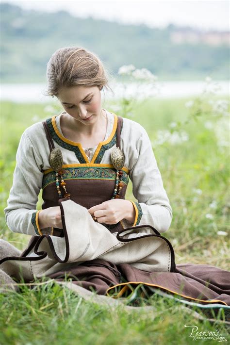 Be the one of few lucky owners of this limited. Viking Linen Dress and Apron Ingrid the Hearthkeeper
