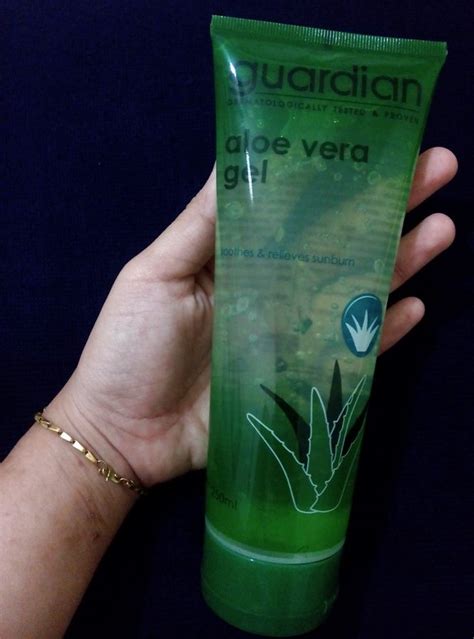 (you will need to shake it before each use. REVIEW: Guardian Aloe Vera Gel - Tampil Cantik