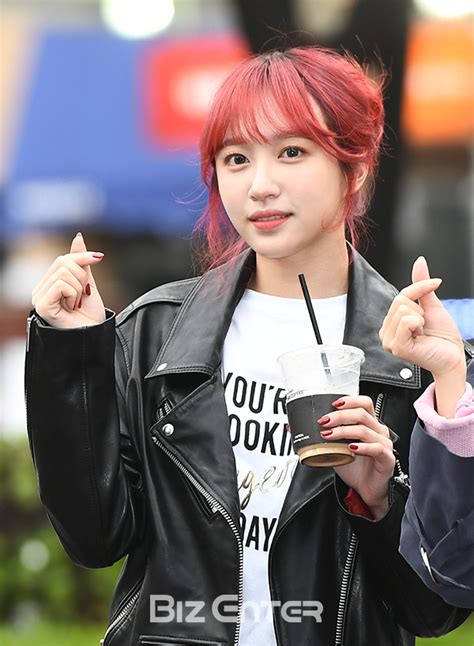 Maybe you would like to learn more about one of these? BZ포토 EXID 하니, 물 오른 예쁨-비즈엔터