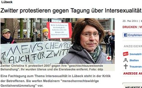 Dann sagten sie, dass es ein junge wird und sie nannte es wieso amie und michael ihr kind intersexuell aufziehen und wie es der kleinen victory heute geht, sehen sie im video. "Lübeck: Zwitter protestieren gegen Tagung über ...