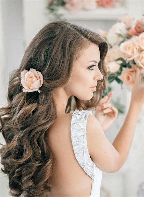 Long hairstyles are totally versatile and so much fun! Hairstyles for long hair female : Hair Fashion Style ...