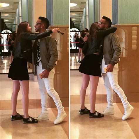 Palvin, who has previously dated the likes of justin bieber and niall horan, hit it off with hamilton during a recent meeting in cannes, france. Lewis Hamilton: Instant #câlin : ce soir, Lewis Hamilton a ...