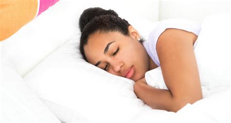 Since this contours to the shape of your body, offering you a custom feel, this is a favorite of side sleepers. 10 Best Pillows for Side Sleepers for 2020 - Online ...