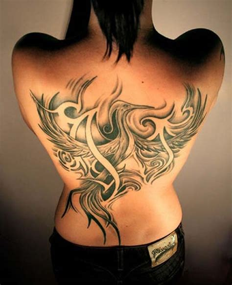 Like an angel with wings, this design will surely compliment your back. 25 Insanily Cool Tribals Tattoos for Women -DesignBump