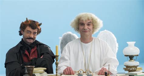 Ejhle, při kristově narození, stal se div veliký v okamžení. Poslední klapka Anděla Páně 2 a nebe plné hvězd: Bartoška ...