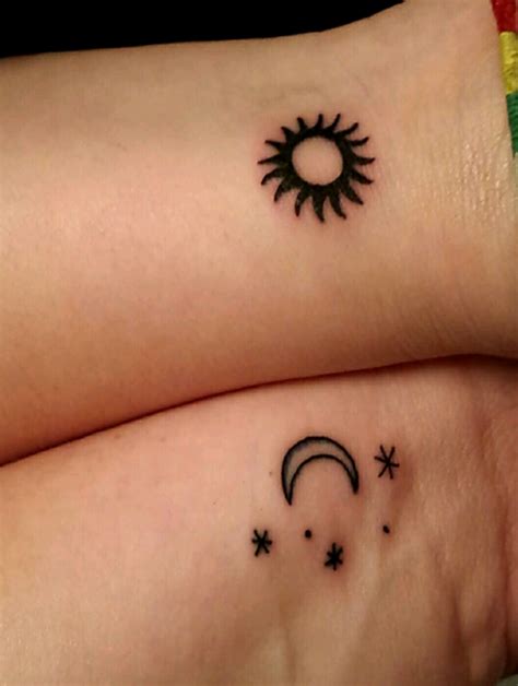 The ideas to unite two people through a beautiful tattoo for couples are many, here we leave you images of tattoos that will not leave you indifferent and hopefully give you some new idea to consolidate your true love story. 175 of the Best Couple Tattoo Designs that will keep your ...