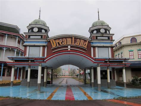 Surrounded by 360 hectares of tranquil greenery, the water park features 16 attractions including wave pool, adventure island, and water slides. Brass Bolts: Inspiration: Abandoned Theme Parks