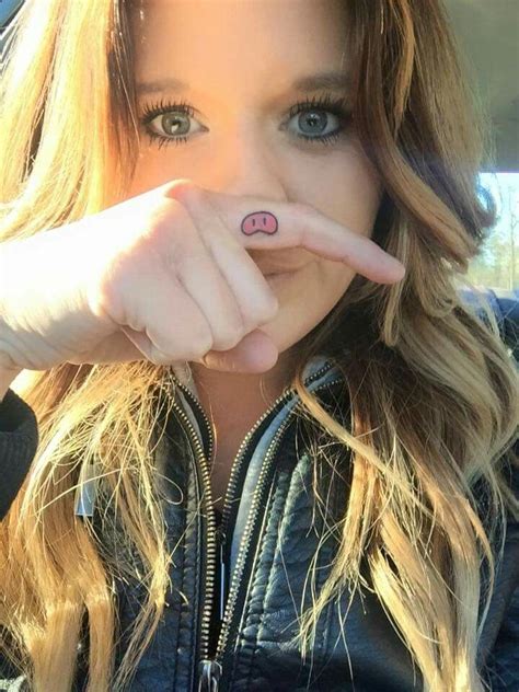 Peppa pig sticker and tattoos party favors super set bundle ~ 200 peppa pig temporary tattoos and stickers (peppa pig party supplies) 4.6 out of 5 stars. Pig nose tattoo | Nose tattoo, Pig tattoo, Body art tattoos