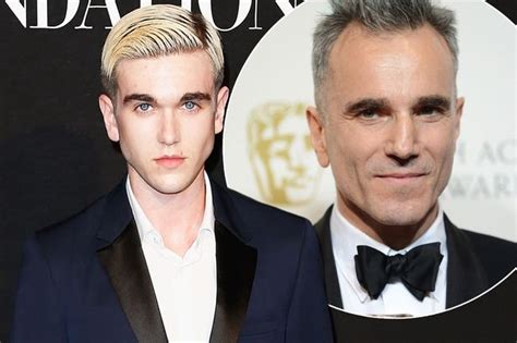 He is immensely grateful to all of his collaborators and audiences over the many years. Daniel Day Lewis' Model Son Gabriel Is BetterLooking than ...