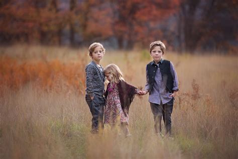 Sibling Love | Summer family photos, Sibling photography, Summer family