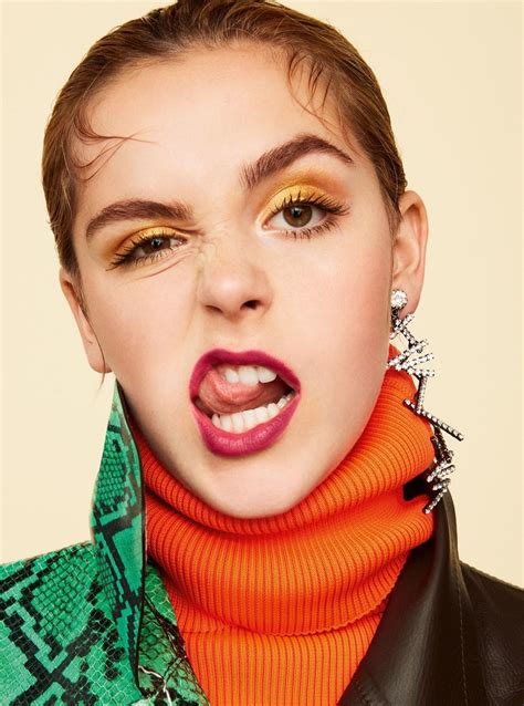 Kiernan shipka : KiernanShipka