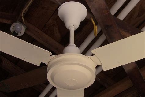 Maybe you would like to learn more about one of these? Safer Mfg. Co. Blue Cross 36 Inch 3 Metal Blade Ceiling Fan