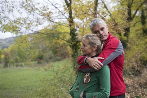Femme très discrète, charlotte wauquiez, de son vrai nom charlotte deregancourt, n'est autre que la femme du député du parti les républicains et président de la l'histoire entre charlotte et laurent commence très tôt puisque le couple se rencontre pour la première fois au lycée. Paris Match on Twitter: "Laurent Wauquiez et son épouse ...