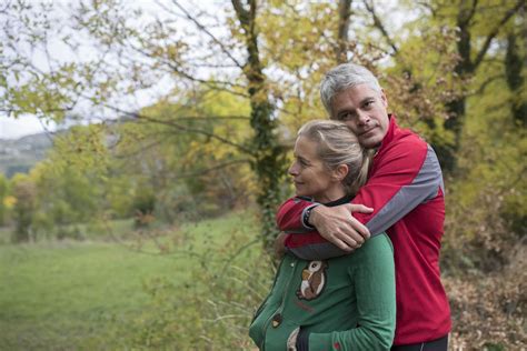 Laurent wauquiez s'explique le mardi 20 février sur le plateau du 19h ruth elkrief, toujours accompagné de charlotte qui sera avec lui jusqu'à la porte du studio de ruth elkrief : Paris Match on Twitter: "Laurent Wauquiez et son épouse ...