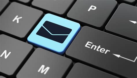 What should be included in an email signature? How to Display Credentials in an Email Signature | Career ...