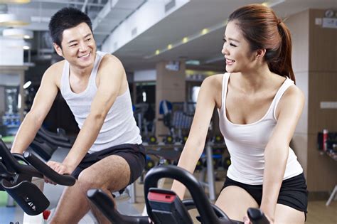 One of our best speed dating tips is to avoid asking the same old questions that you (and how to act at a speed date. How to Pick Up Women at the Gym: Mistakes to Avoid | The ...