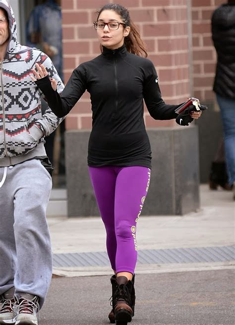 As a woman you need to come to terms. Vanessa Hudgens Shows off Camel Toe and Booty in Tights in ...