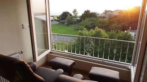 Die wohnung liegt in einer verkehrsberuhigten zone in der nähe des südstrands und ist auch für familien mit kindern ideal. Meerblick-Ferienwohnungen auf Borkum: 2 Schlafzimmer, für ...