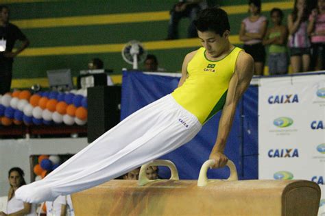 Se você gosta de collant infantil, acho que vai adorar estas ideias. Ginástica Artística Brasileira disputa Sul-Americano ...