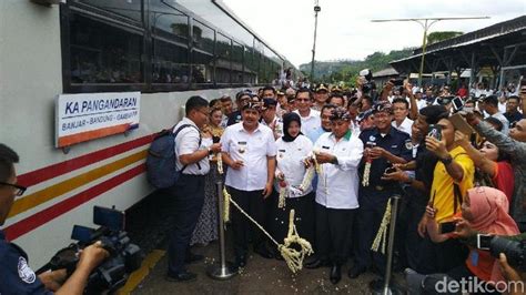 Jakarta ke bandung naik kereta berapa jam. Berapa Jam Perjalanan Bandung Jogja Naik Kereta - Seputar ...