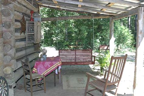 22 best cabin rentals in texas back to top or romantic getaways, wedding ideas close to me this weekend, honeymoon, anniversary ideas, fun places near me. Camping Cabin near Sam Houston National Forest