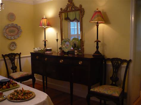 The vinyl cover and aluminum retainer make it a durable option for your lower impact areas. Diamonds below chair rail, fabric shades | Fabric shades ...