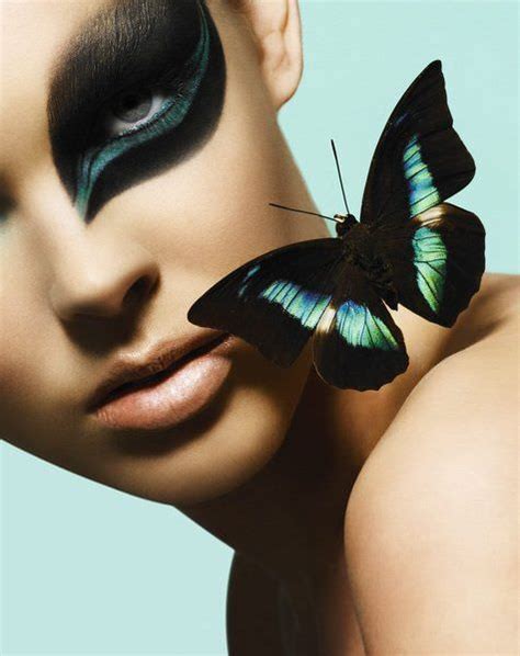 Then, you apply the liquid conceal or cream to the region of under your eye to hide dark circles. 23 Butterfly Eye Makeup Designs | Eye Makeup Designs ...