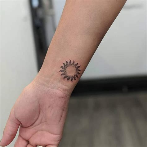 Popular wrist tattoo designs are bird wrist tattoo ideas, butterfly wrist tattoo, musical tattoos tiny star tattoo on the wrist. Top 67+ Best Simple Sun Tattoo Ideas - [2021 Inspiration ...