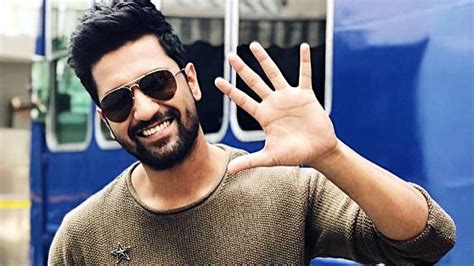 इंटरनेशनल भिखारी पार्ट 1 एक्ट्रेस नेम। pradeep bali bhai pusapendara saunu yogi bhai lovekus. Vicky Kaushal and Harleen Sethi make their relationship ...