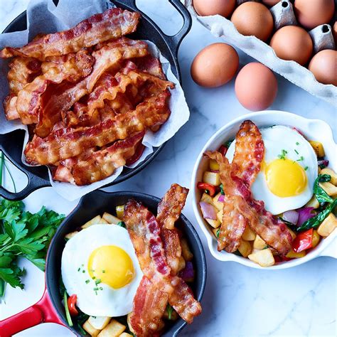 Quite likely the most popular cut of pork however many feel the best pork chop recipe is made with the rib end of the loin. centre Cut #2 Bacon 16-18 tr/lb | Olymel 92539