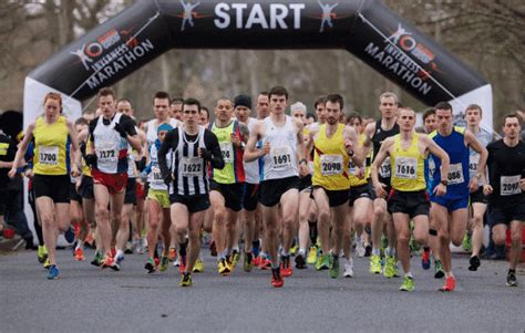 Торговая марка maraton представляет спортивную одежду от маек и футболок до спортивных костюмов. Lari Maraton - Makalah, Teknik, Tips, Lapangan, Sejarah ...