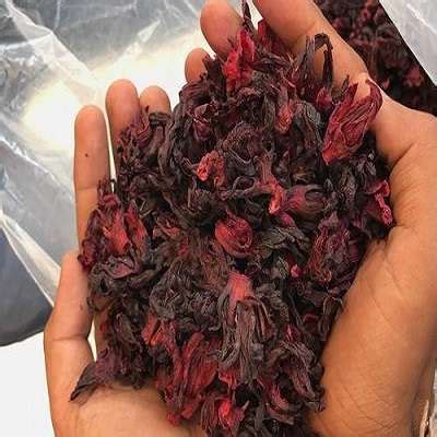 Dried hibiscus flowers, green cardamom, pink peppercorns and jun. Dried Whole Hibiscus Flower