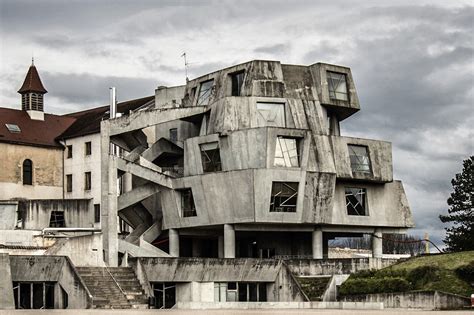 Architettura Brutalista - Domus
