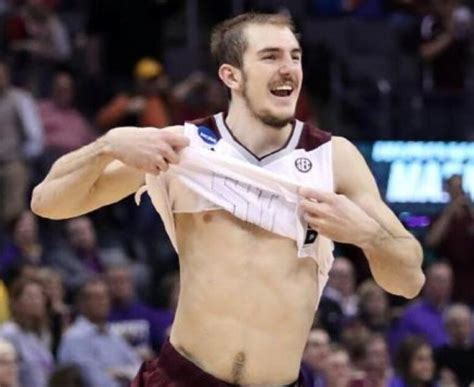 Maybe you would like to learn more about one of these? Here's 15 photos of Alex Caruso shirtless you didn't ask ...