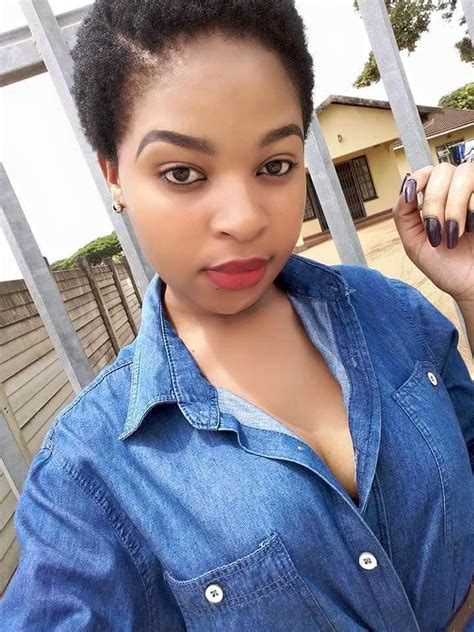 Radio 2000 is the only facility service radio station in the country and forms part of the sabc's public broadcasting stations portfolio with the intent of strengthening democracy and nation building through key offerings of sport, music, events of national importance and lifestyle programming. Dee_Khumalo 🌹 on Twitter: "😊#FineSkinWomen…
