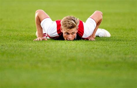 Flashback to rsca vs afc ajax. Ajax onderuit tegen Anderlecht | Wel.nl