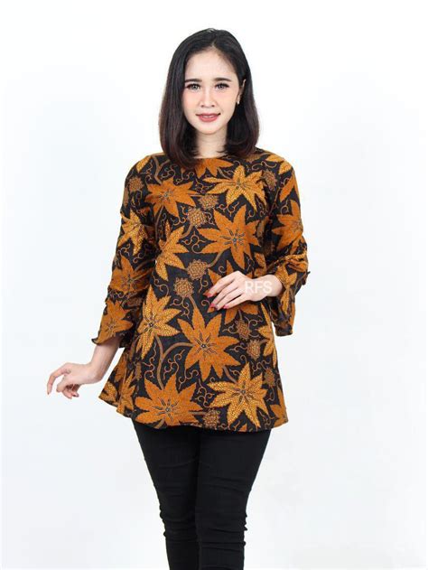 Inilah 10 desain baju hamil terbaru, moga menjadi inspirasi anda. Model Baju Hamil Batik Untuk Kerja - Baju Batik Ibu Hamil ...