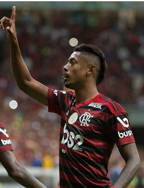 Join the discussion or compare with others! Bruno Henrique | Fotos de flamengo, Zico flamengo, Gol
