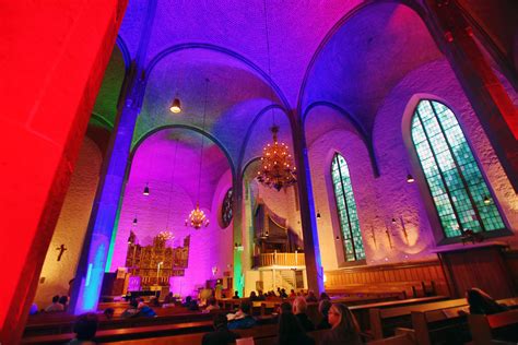 Ez 78 méter magas, és 52 méteres a leghosszabb oldala. Altstädter Nicolaikirche | Bielefeld.JETZT