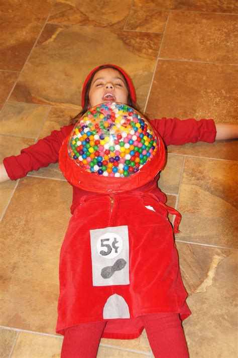 We did not find results for: Gumball halloween games. Casa encantada - Bromas de miedo ...