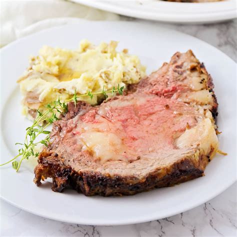 My ultimate how to make prime rib guide: Sides To Make With Prime Rib : Dijon Rosemary Crusted Prime Rib Roast With Pinot Noir Au Jus ...