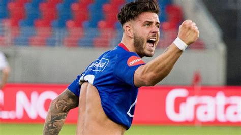As of 11 december 2020. Aron Dønnum starter mot Godset / Vålerenga